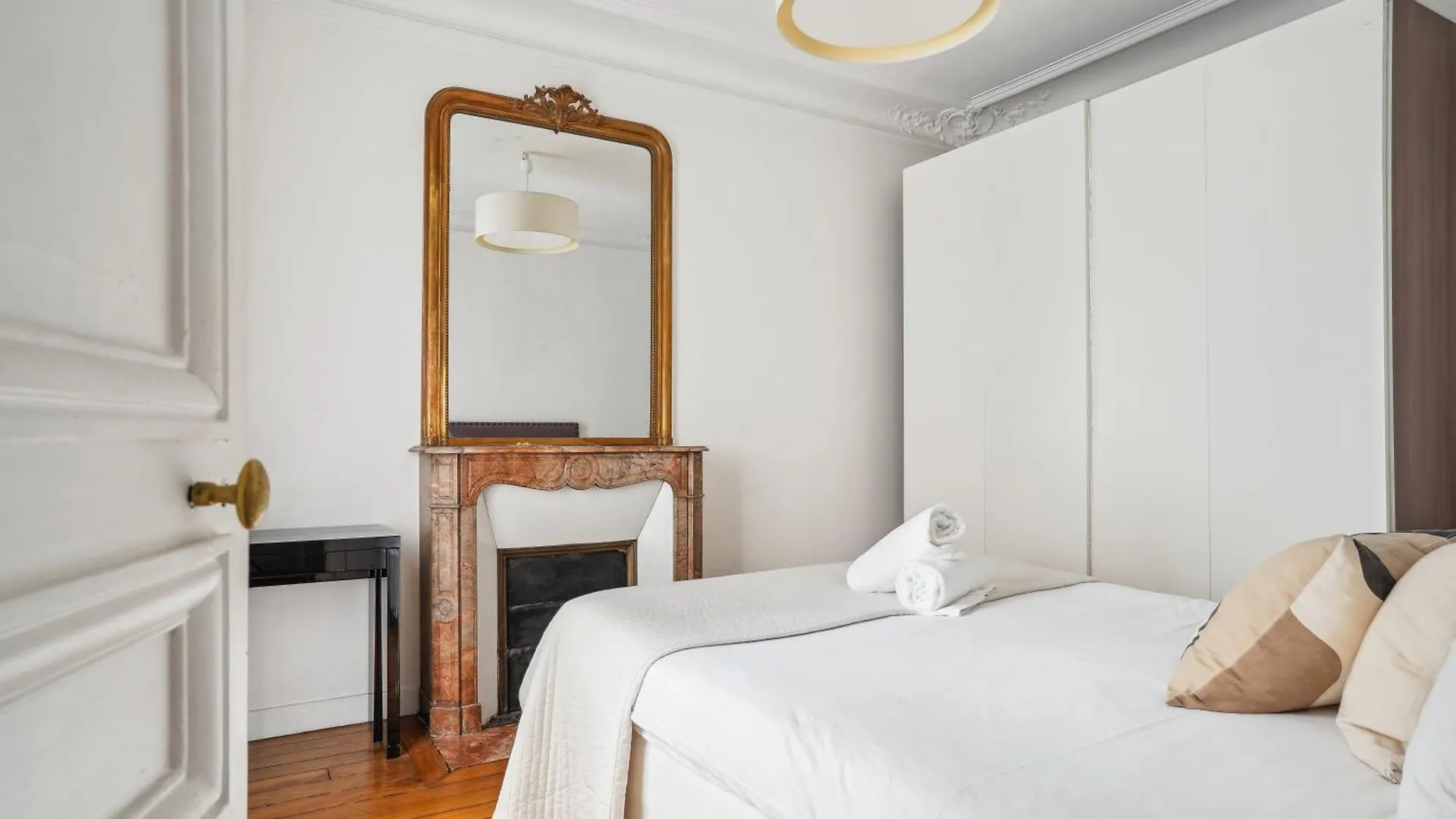Luxury La Tour